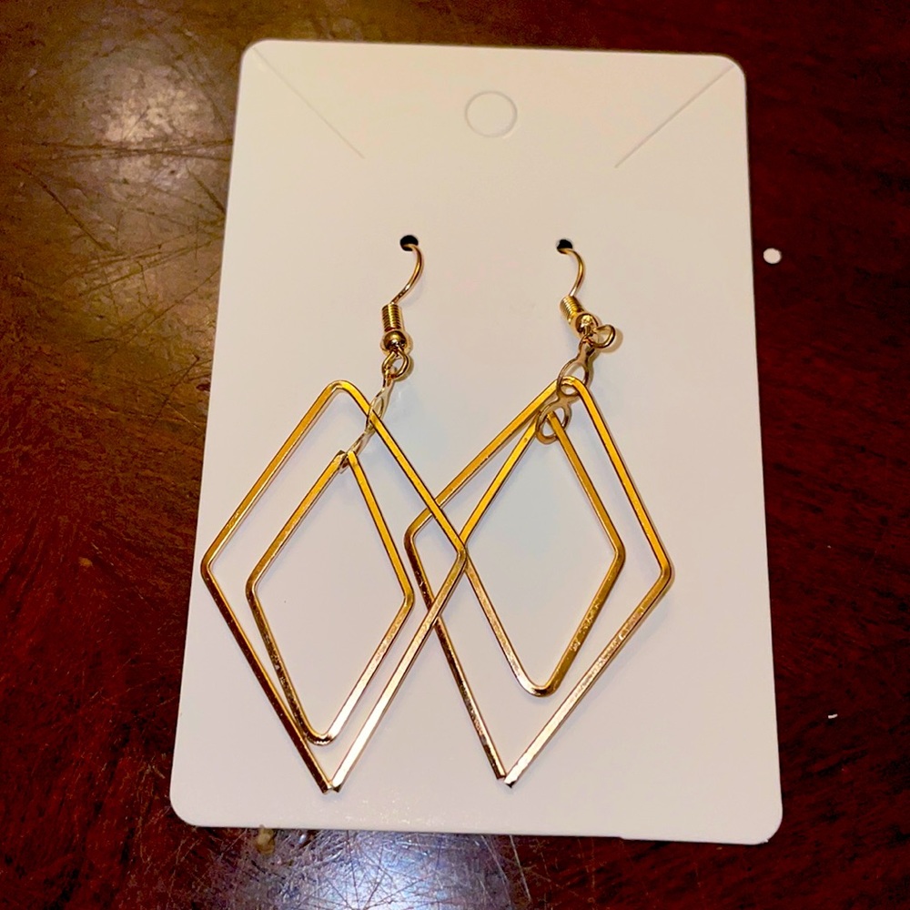 Diamond  shapes long earrings